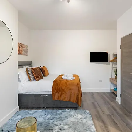 Beautiful-Cosy-King Sized Bed Flat 3 Min Walk To Tube Station Apartment London Exterior photo