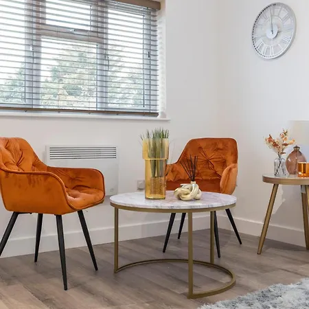 Beautiful-Cosy-King Sized Bed Flat 3 Min Walk To Tube Station Apartment London Exterior photo
