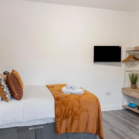 Beautiful-Cosy-King Sized Bed Flat 3 Min Walk To Tube Station Apartment London Exterior photo