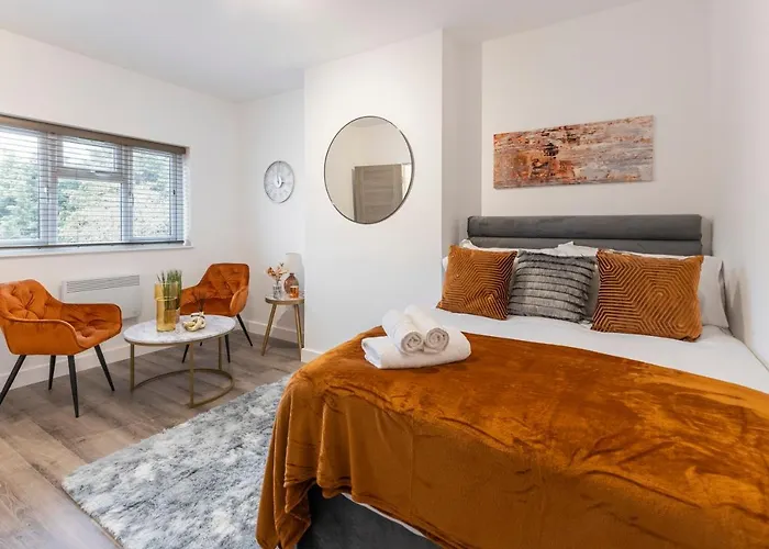 Beautiful-Cosy-King Sized Bed Flat 3 Min Walk To Tube Station