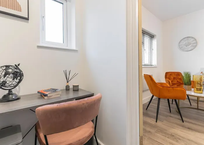 Beautiful-Cosy-King Sized Bed Flat 3 Min Walk To Tube Station